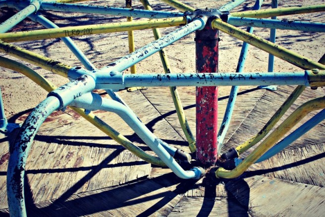 playground merry-go-round