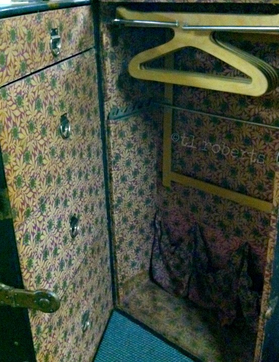 vintage travel valise