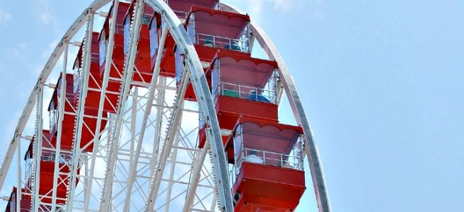 Red ferris wheel