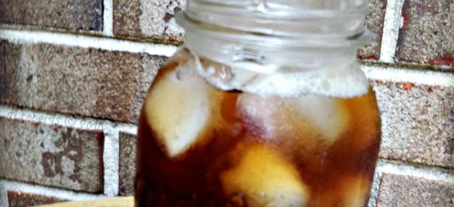 mason jar of iced tea