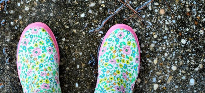 pink, flowery galoshes
