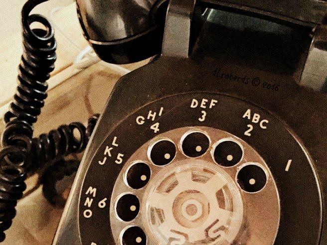 vintage rotary dial phone